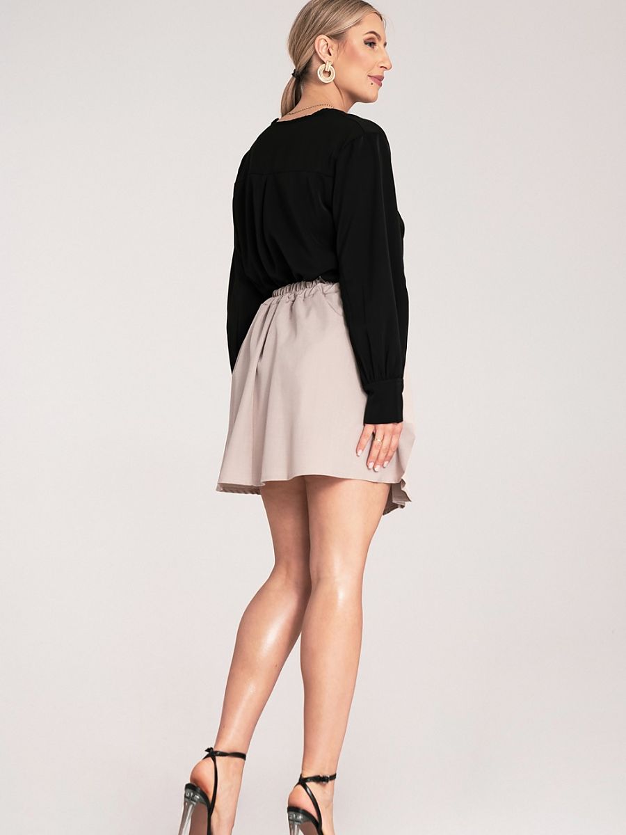 Short skirt model 214842 Figl